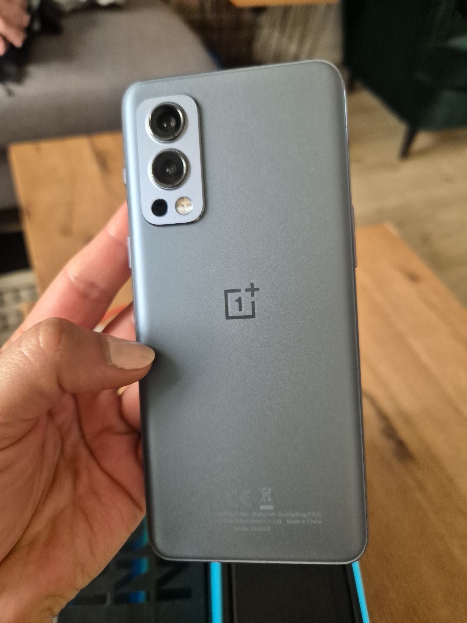 Telefon OnePlus Nord 2 5G 128gb DN2103 Stan idealny Gray sierra