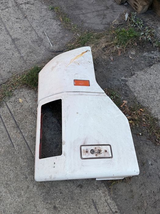 Передние крылья Renault Magnum