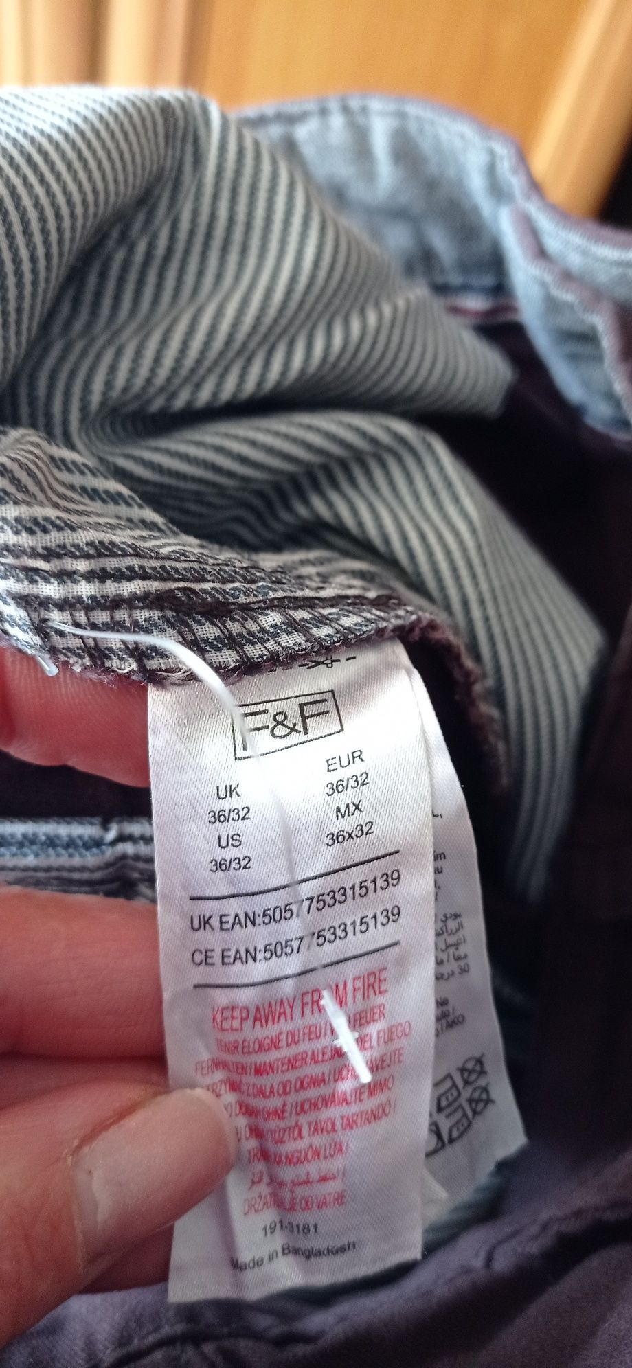 Spodnie Męskie Jeans F&F W 36 L 32 Obwód w pasie 94 cm.