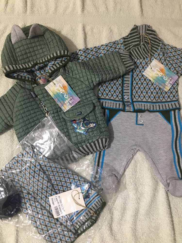 Lote de roupa novas de criança, multimarcas