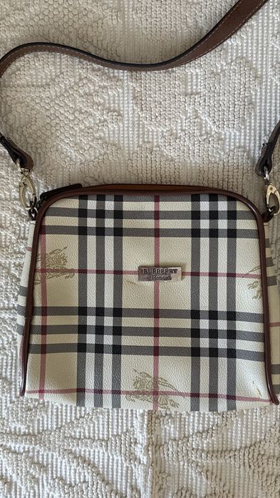 Torebka Burberry London – listonoszka w kratę