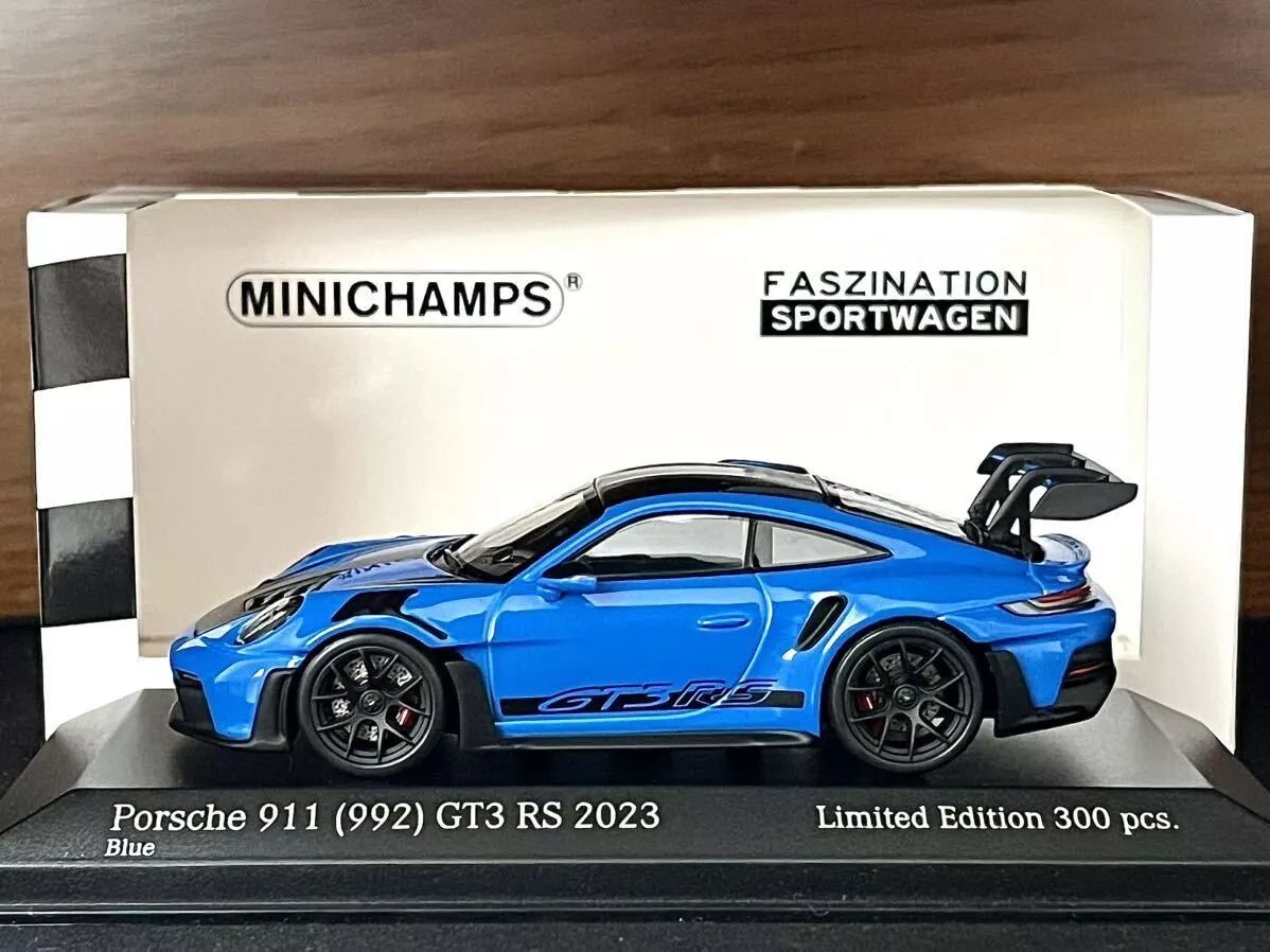 Minichamps 1:43 porsche 911 GT3 RS ano 2023