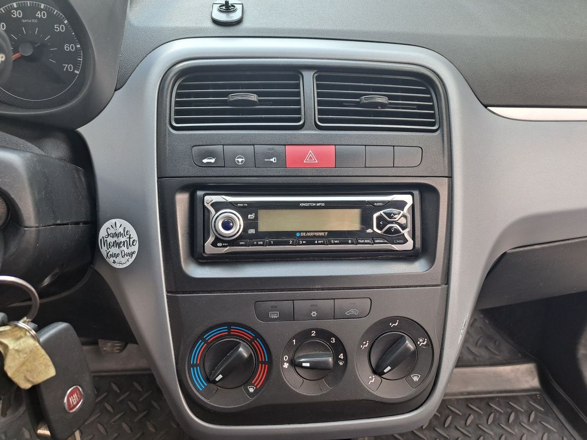 Fajny Grande Punto 1.2 benzynka z klimą 120tys.km przebieg