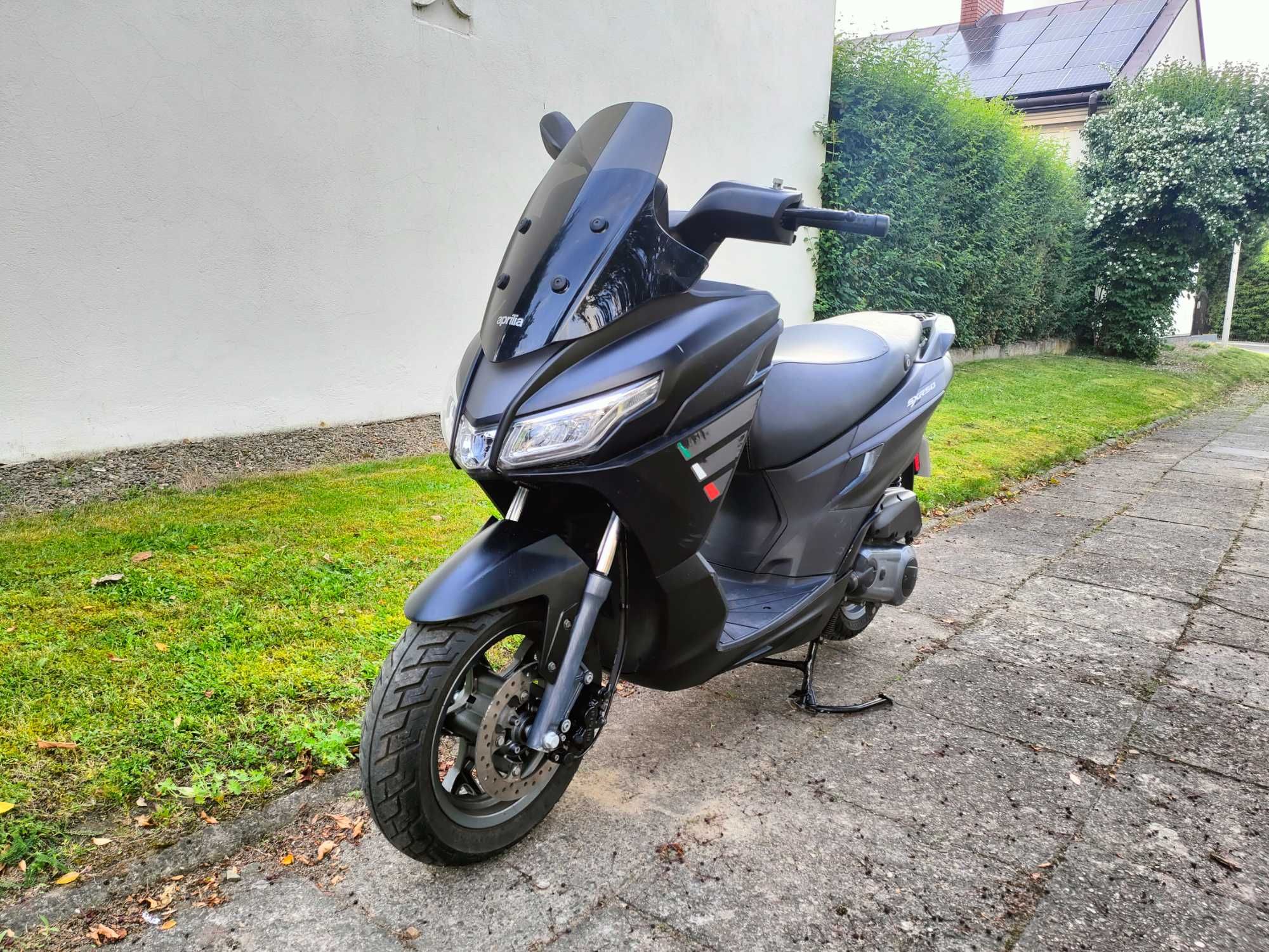 Aprilia SXR 50 SKUTER 2021R 100% Sprawny Niski Przebieg Transport RATY