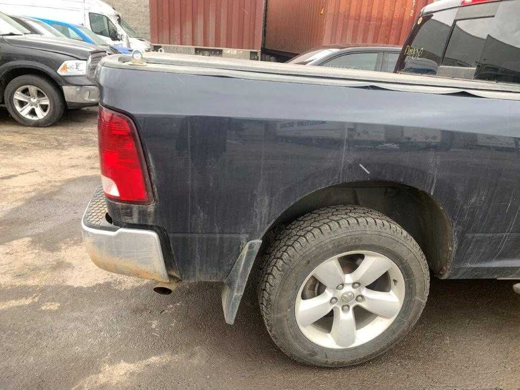 Dodge Ram 1500  09-24 Classic paka skrzynia błotnik tył PAR długa 1.9m