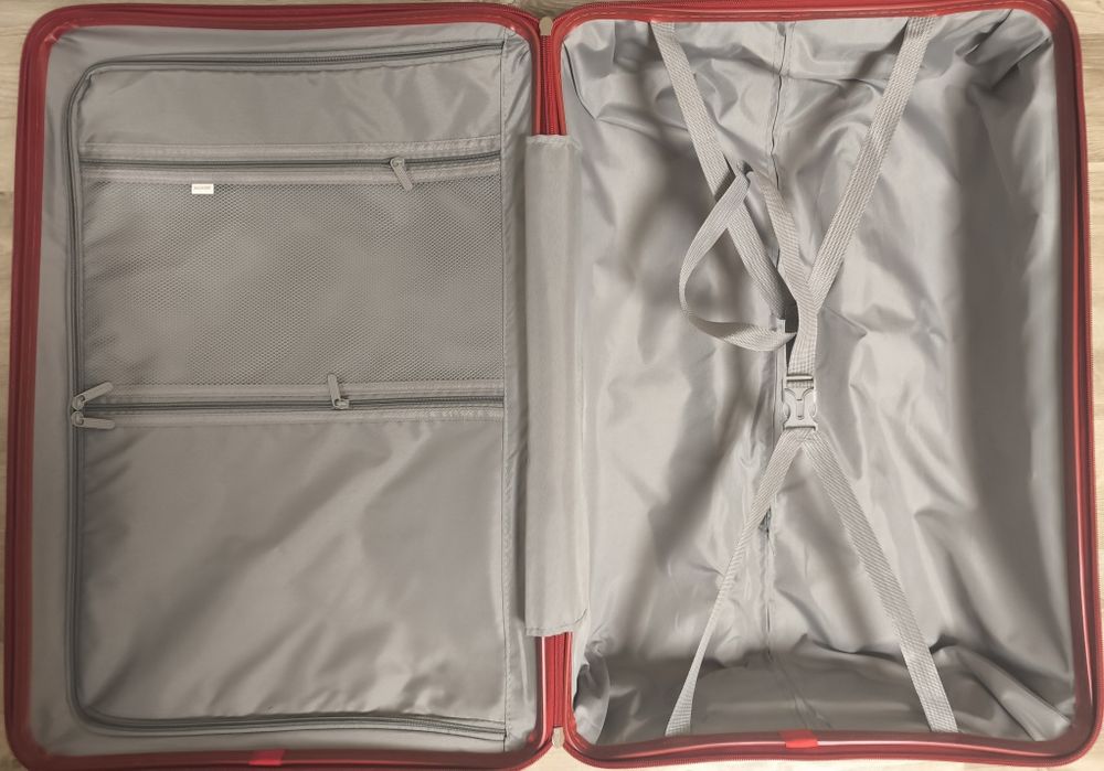 Чемодан большой, валіза великого розміру, валіза на колесах,