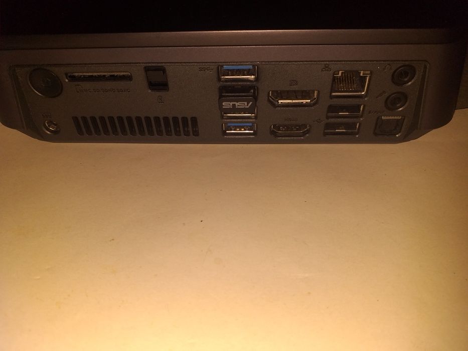 Mini komputer PC Asus, RAM 16 Gb,, SSD 240 Gb.