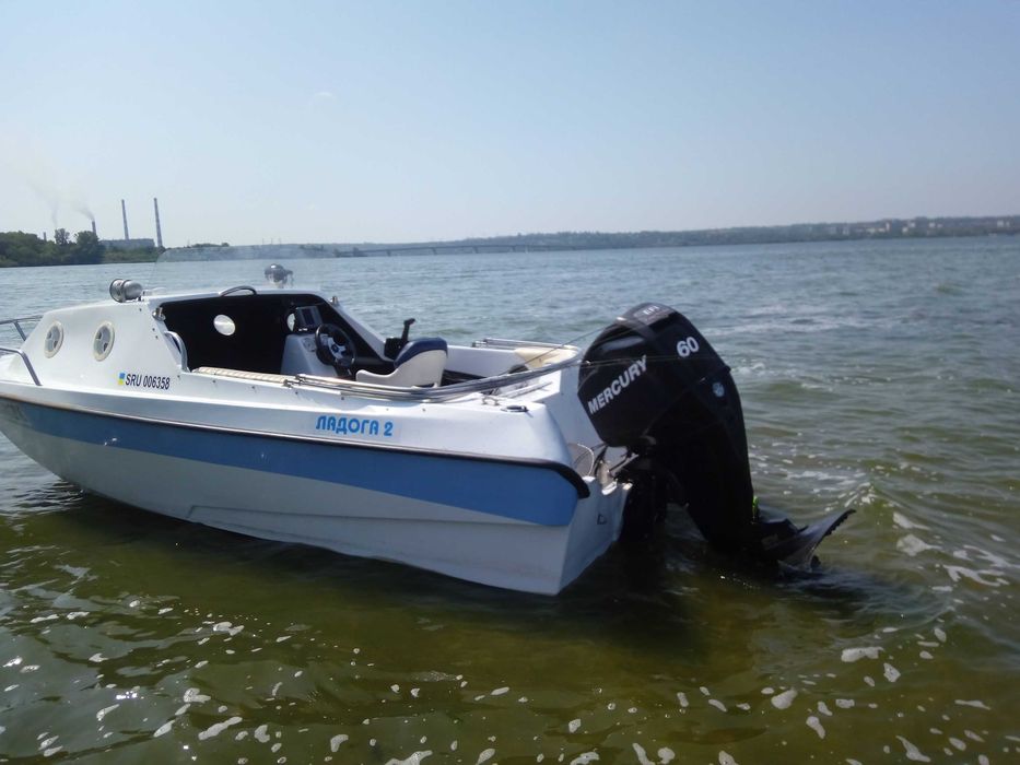 продам катер ладога 2м с меркурий 60 4такт-16 год