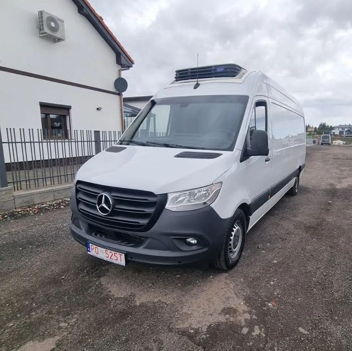 Mercedes-Benz SPRINTER-W907 - chłodnia  Mercedes Sprinter- chłodnia. SUPER STAN!