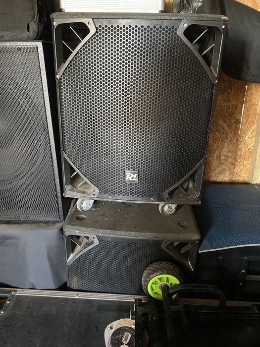 graves amplificados ( o par ) muito usado mas a funcionar 100%