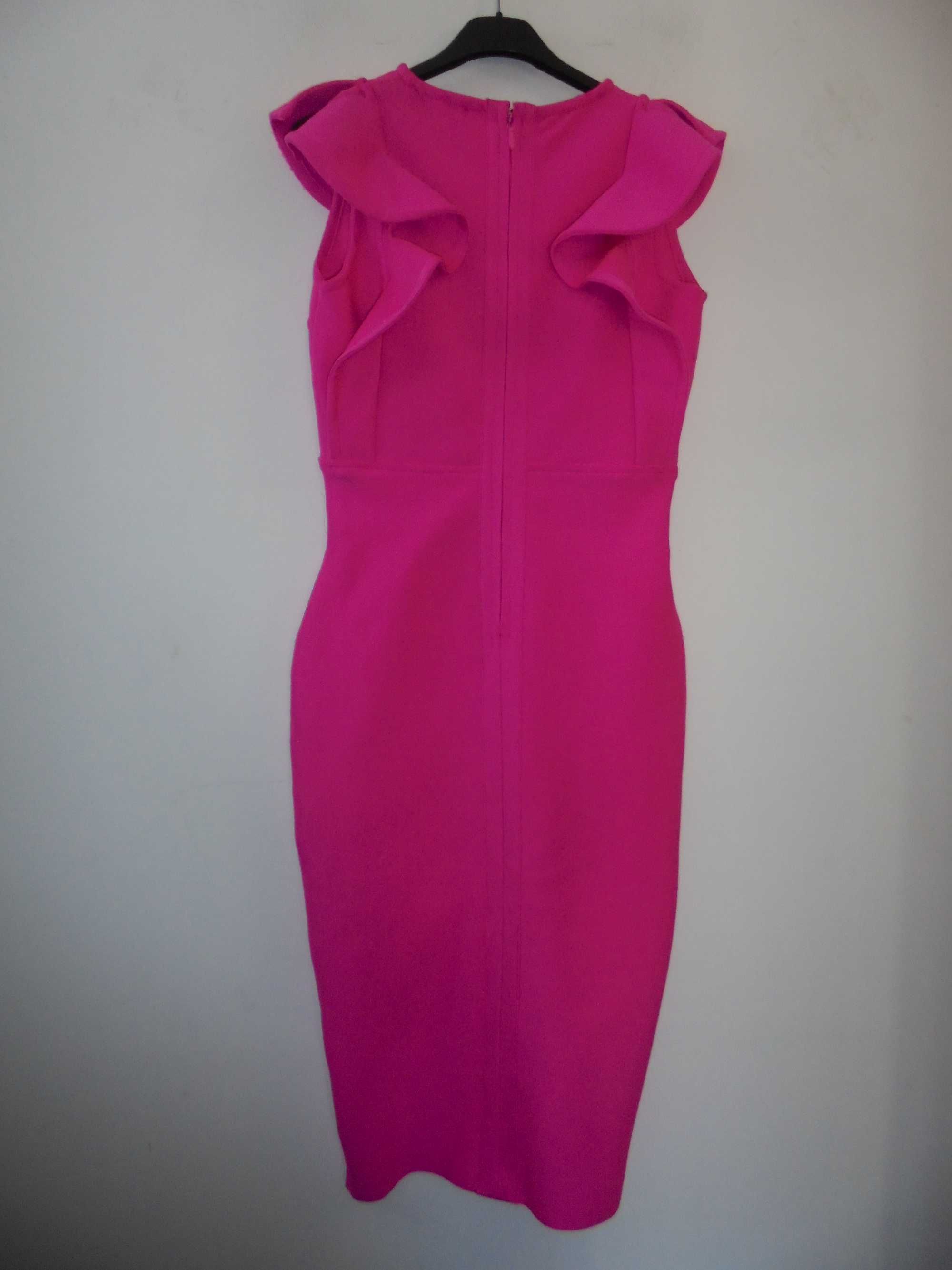 vestido de mulher cor de rosa