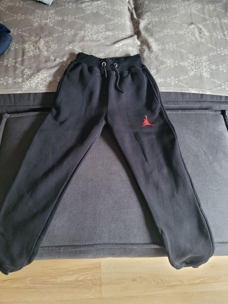 Bluza, spodnie Jordan itd...