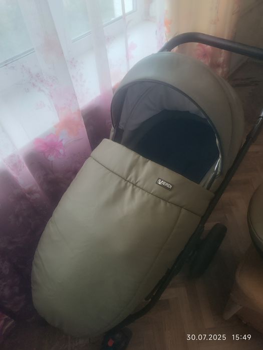 Обміняю прогулянкову коляску від 6 місяців