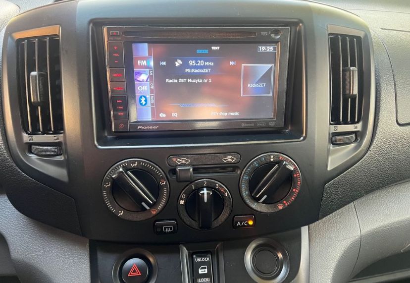 Nissan NV200 1.6 бензин (пасує під ГБО) 7 місць