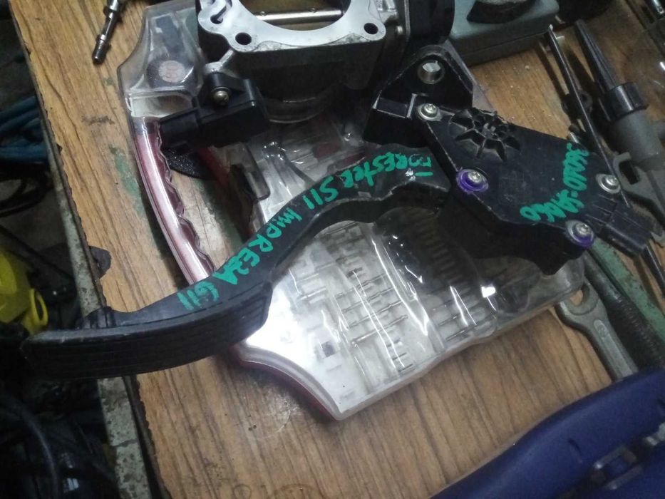 Педаль с датчиком положения Subaru Forester 2007