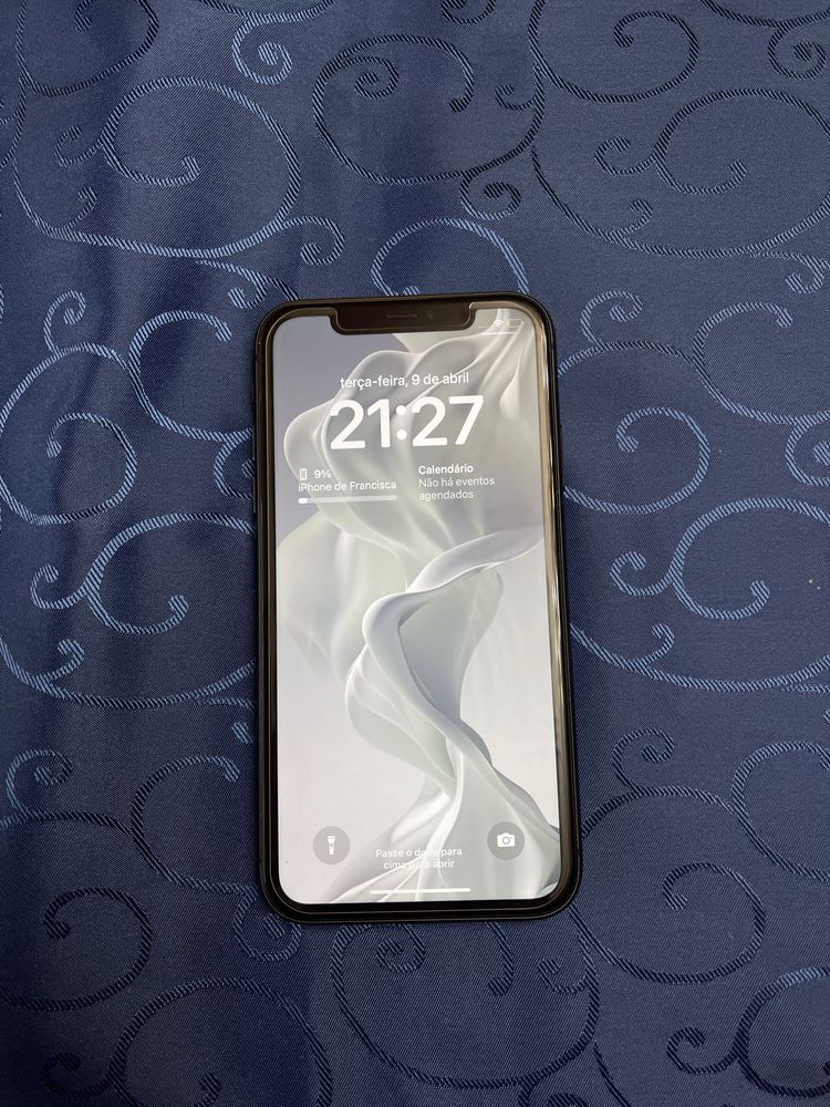 Iphone 11 c/caixa e oferta de capas e película