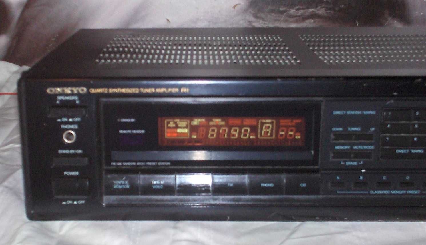 Amplituner ONKYO TX-9011