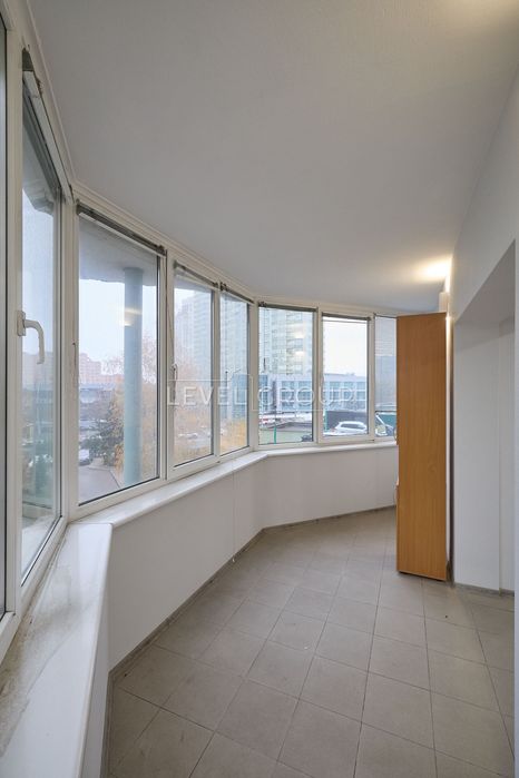 Оренда офісного приміщення з ремонтом Лобановського 9/1