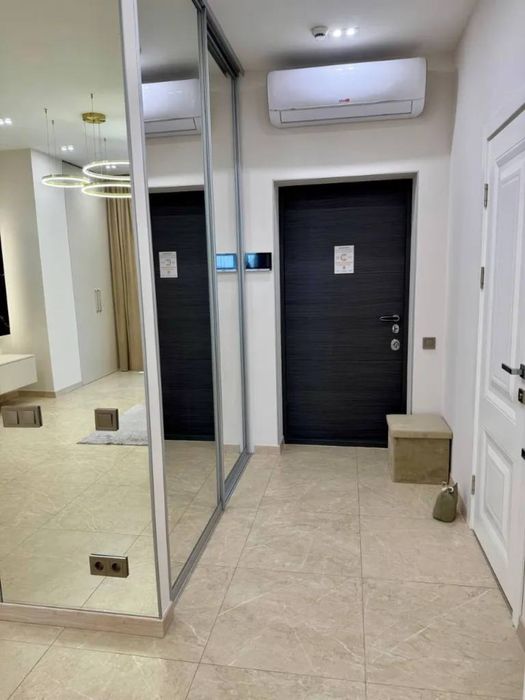 Новый! Продам 2-к квартиру в ЖК Женева с дизайнерским ремонтом, Центр