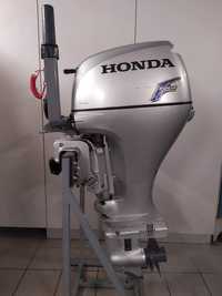 Продам лодочный мотор Honda BF 20
