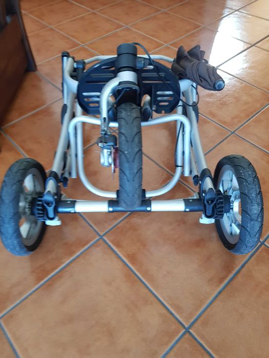 Ovo/alcofa + Carrinho bébé Carolina Herrera