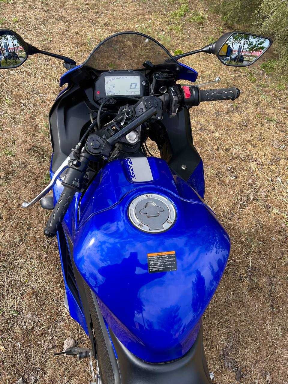 Мотоцикл Yamaha YZF-R25