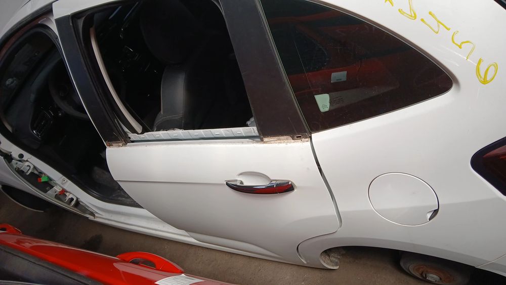Porta trás esquerda CITROËN C3 II (SC_)