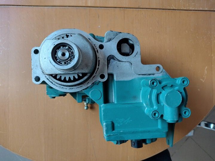 Регулятор оборотов DEUTZ BFM1013 02111494 HEINZMAN