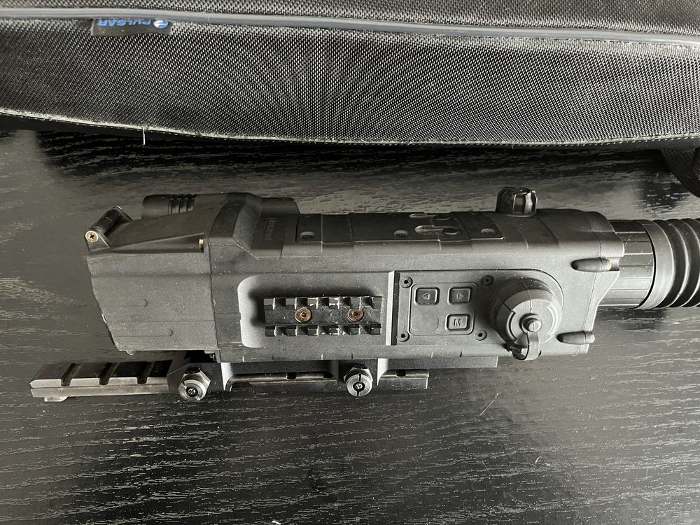 Mira caça visao noturna Pulsar N770UA