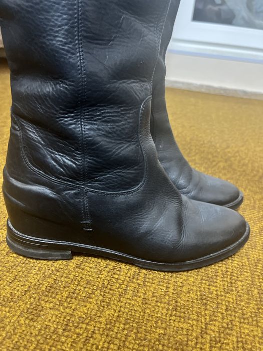 Чоботи шкіряні жіночі