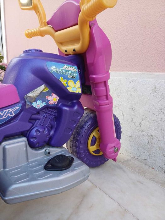 Mota para ciranca a bateria