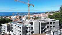 Apartamento Luxuoso em Funchal com Vista para o Mar
