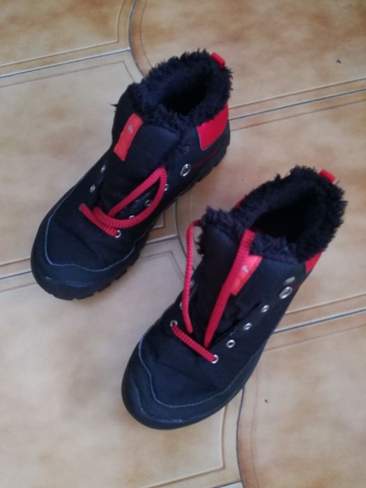 Botas de criança impermeáveis