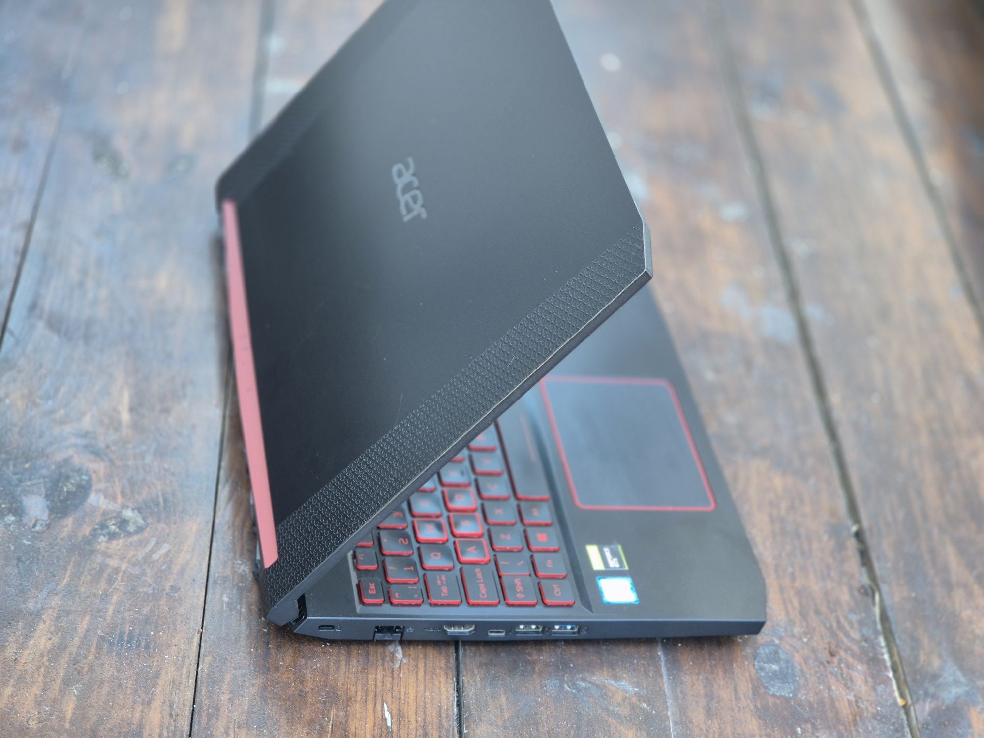 Aser nitro 5/GTX 1650/16/512