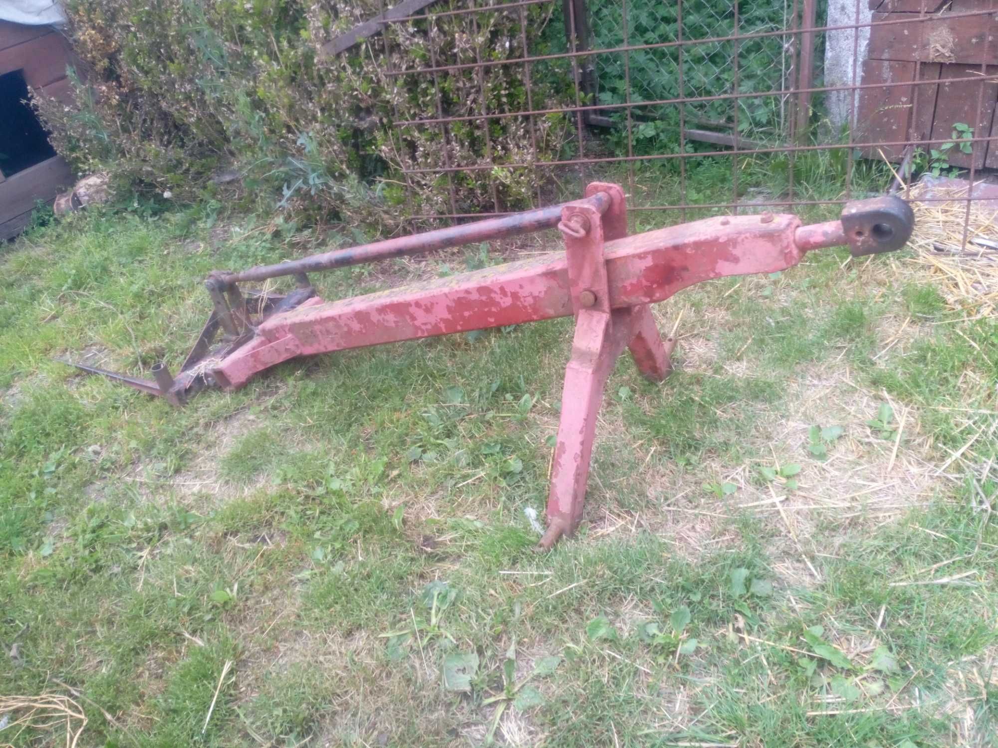 Ładowacz do bel na tył