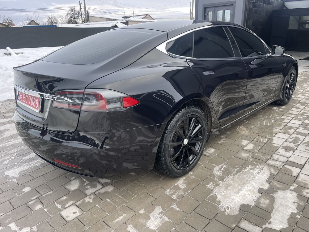 Tesla Model S Evropa