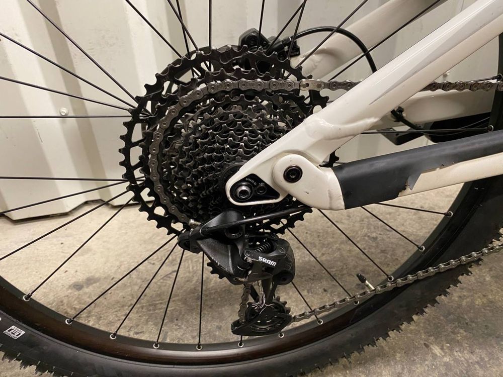 Акція мала рама XS Жіночий Двухпідвіс 140мм  Canyon Neuron M061 Sram