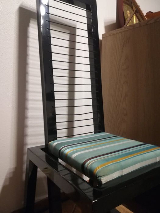 Duas cadeiras por apenas 25€