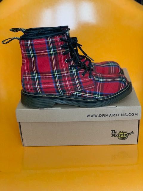 Ботинки Dr Martens  36 размер, red stewart  canvas