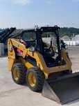 Caterpillar 226D3  CAT 226D3 ładowarka burtowa, stan jak nowy, tylko 80MTH