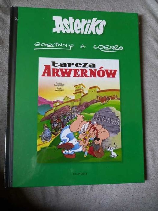 Asterix twarda folia