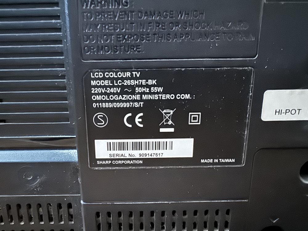 Telewizor LCD Sharp 26 cali LC-26SH7E płaski pilot sprawny