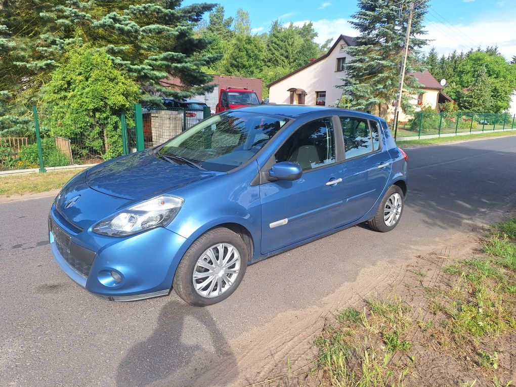 Renault Clio 2010 1.2 75km