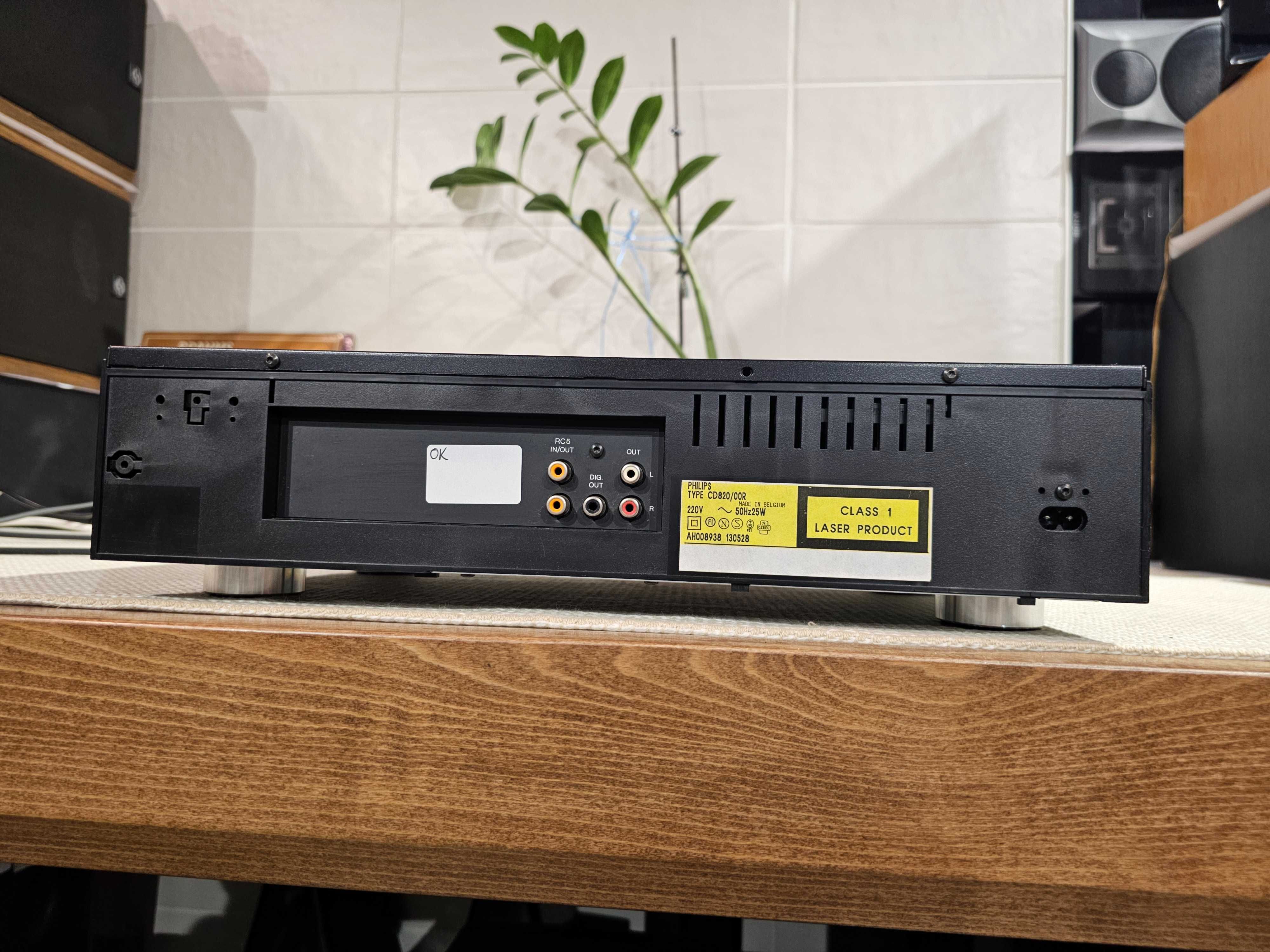 Програвач Philips CD820 DAC TDA1541 Compact Disc Player