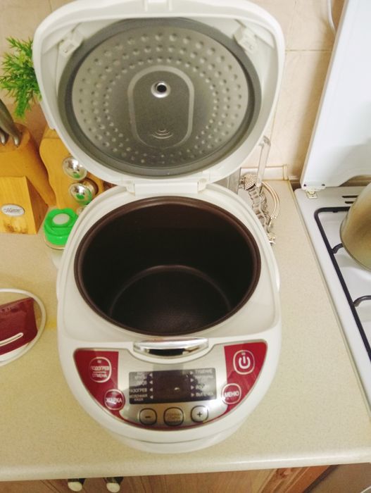 Мультіварка продам