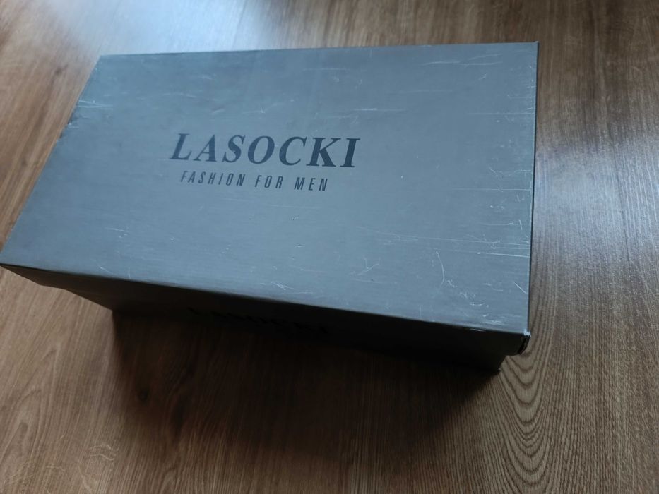 Lasocki  Półbuty czarne, rozmiary 43