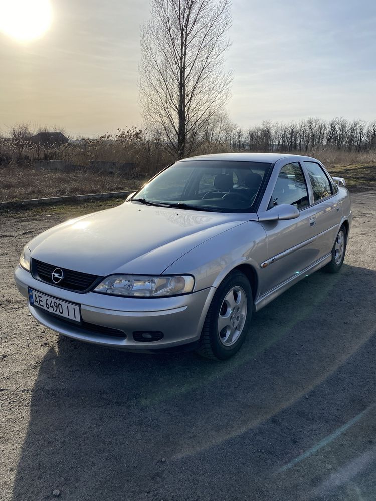 Opel. Vectra B 1999