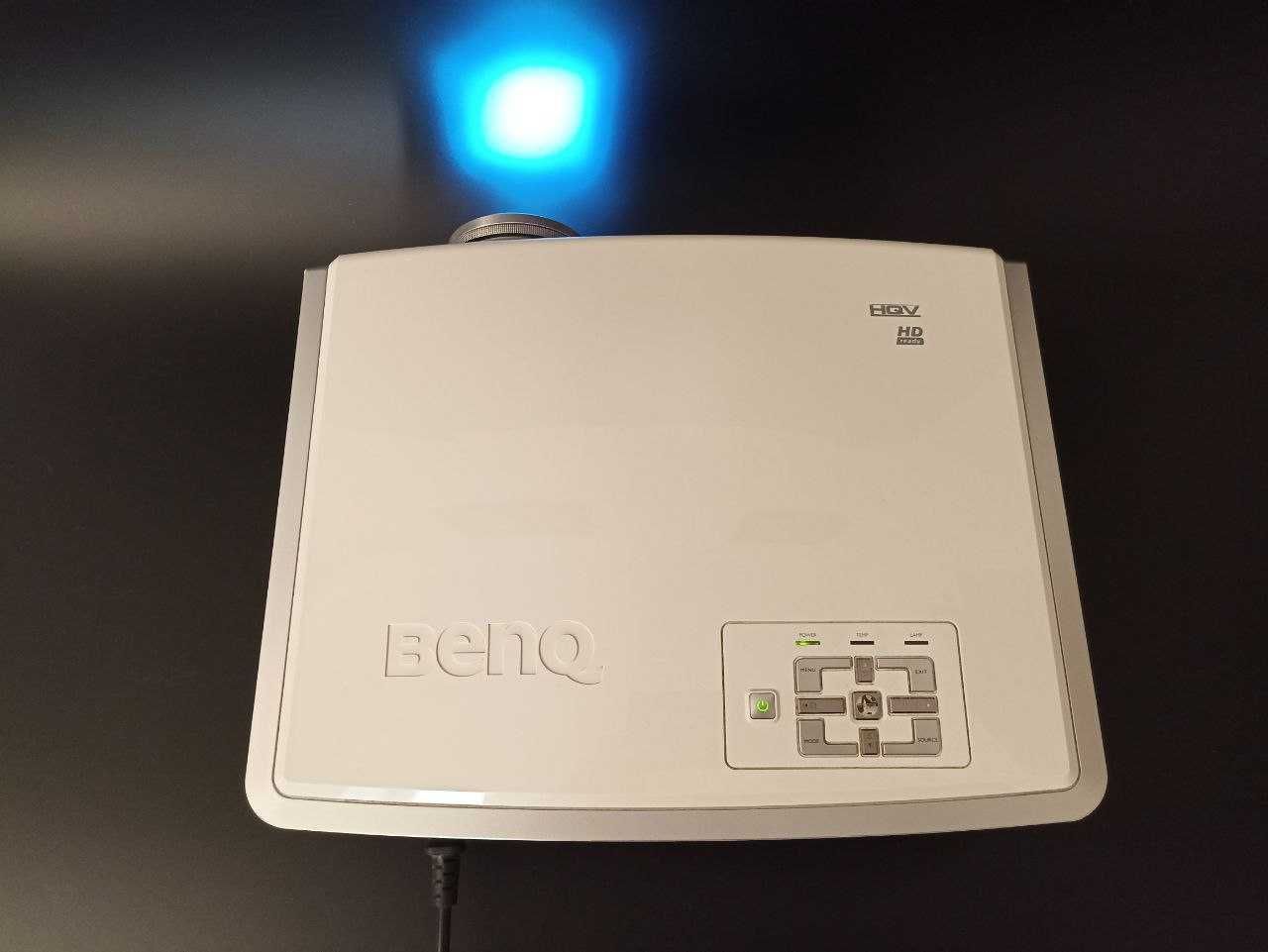Проєктор BenQ W500 HD Ready