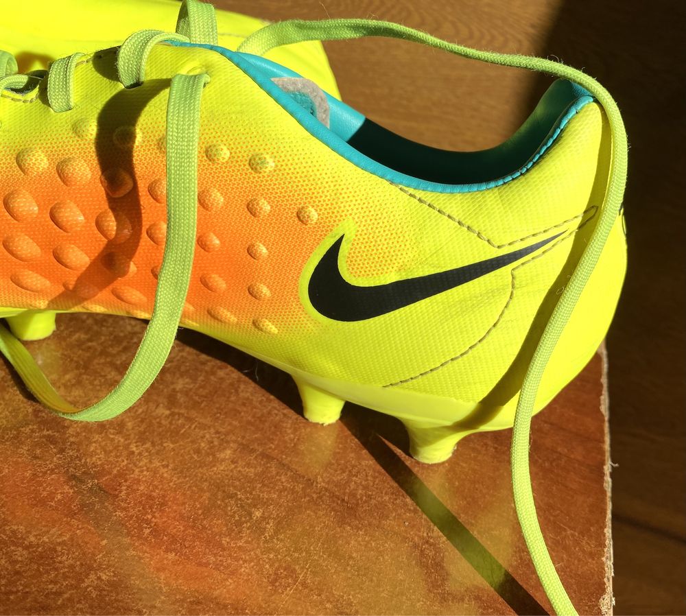 Buty piłkarskie Nike Magista Onda Ii Fg r.42