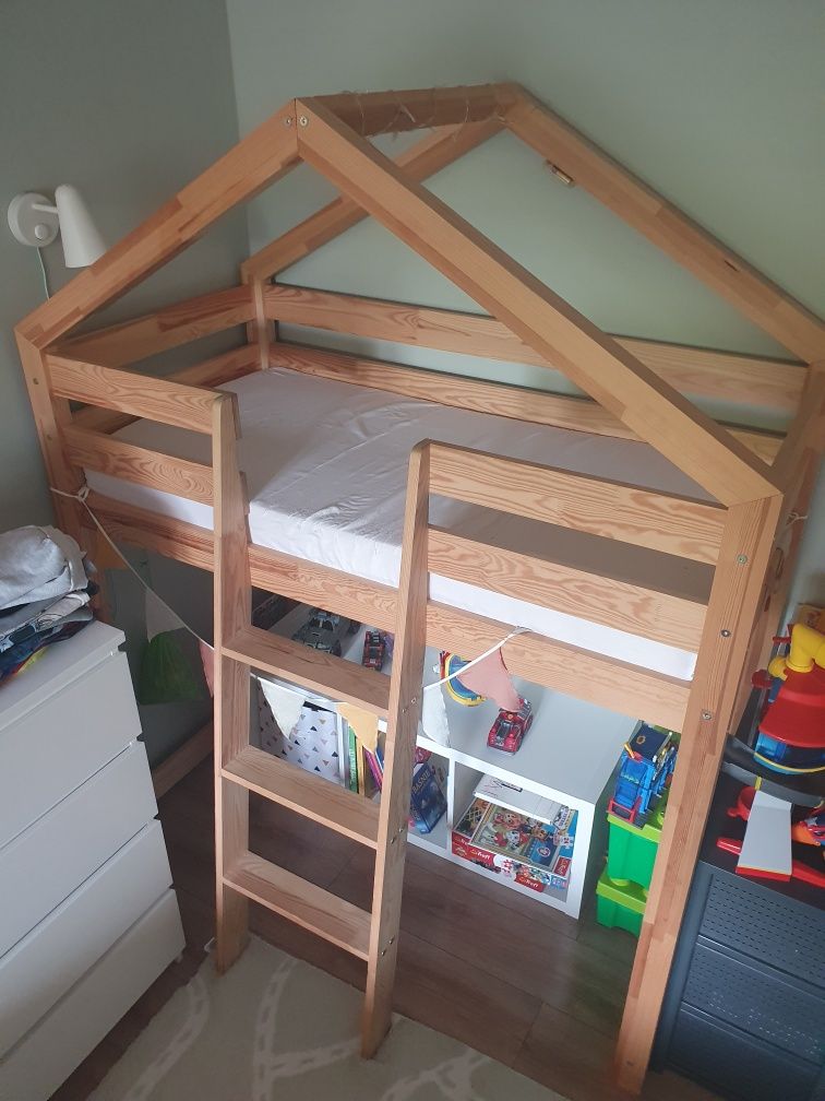 Łóżko dziecięce 70x140 z antresolą